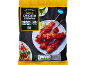 Emballage til proteinrige satay kyllingespyd, klar til at spise, med ernæringsoplysninger.