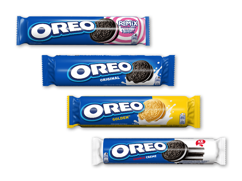 Fire forskellige pakker Oreo-kiks, herunder Original og Double Creme.