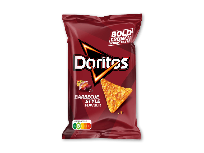 Rød pose chips med barbecuesmag og Nutri-Score-mærkning.