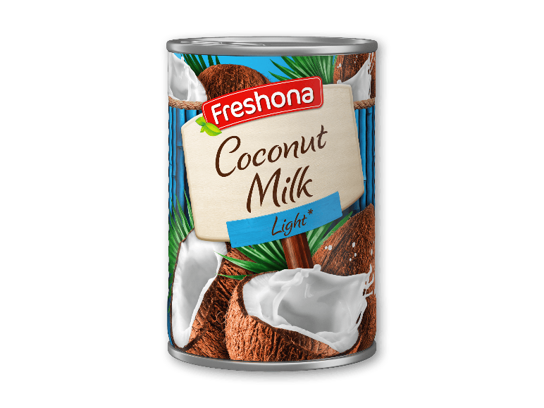 En dåse let kokosmælk med kokosnødder på etiketten