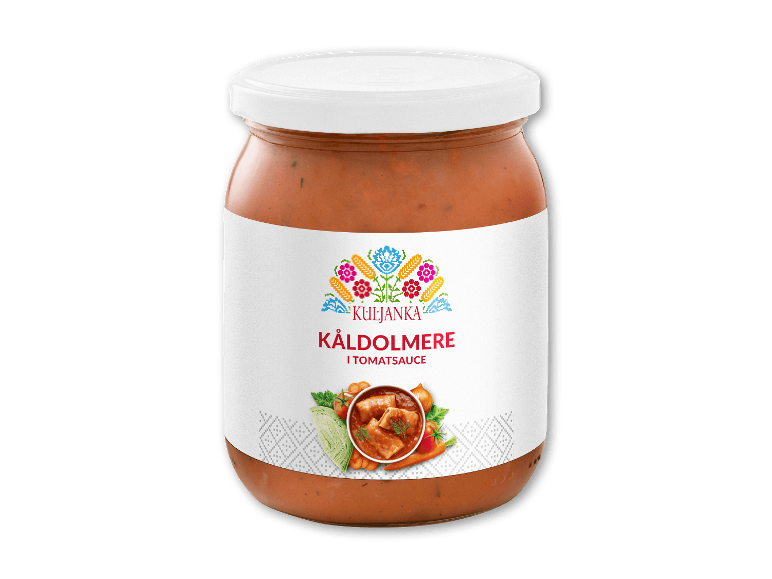 Glas kåldolmere i tomatsauce med et traditionelt mønster.