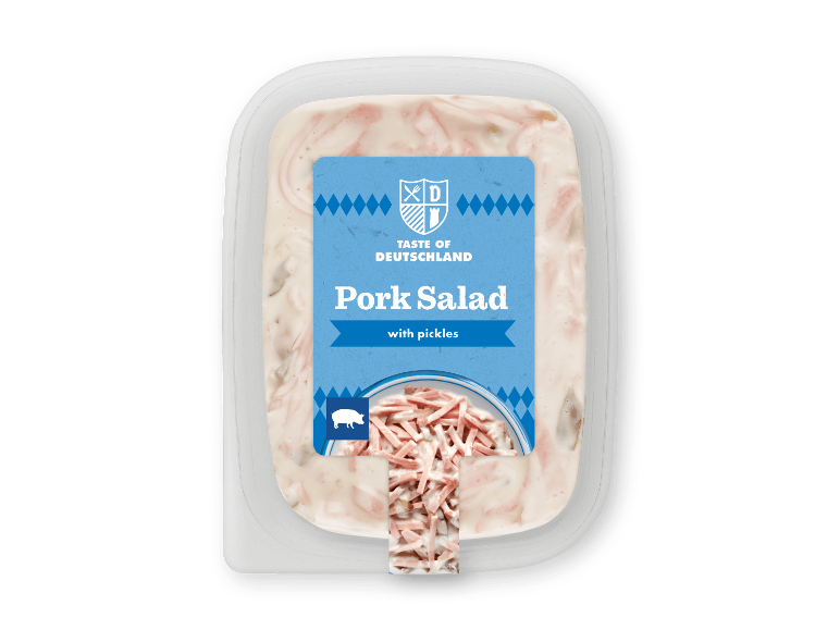 Flæskesalat med agurker i plastbæger