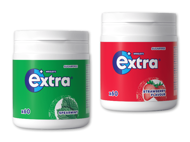 To plastbøtter med sukkerfrit tyggegummi med smag af spearmint og jordbær.