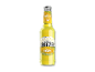 Flaske med alkoholisk drik med smag af sød ananas på sort baggrund.