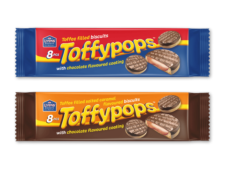 To pakker toffee-fyldte kiks med chokoladesmagsovertræk.