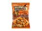 Halloween-tema snackpose med chili, wasabi & barbecue-coated peanuts, med et fugleskræmsel og et hjemsøgt hus.