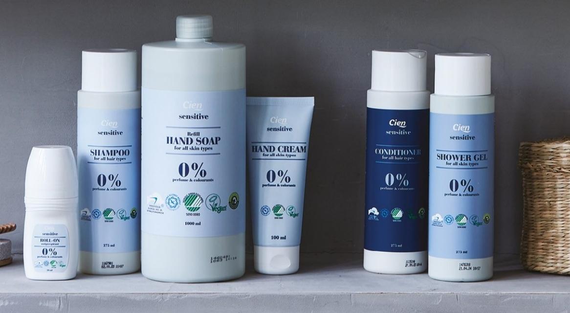 Cien Sensitive shampoo, conditioner, brusegel og håndcreme.
