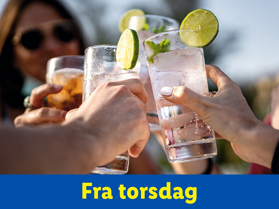 Fra torsdag: Venner skåler med drinks i solskin.