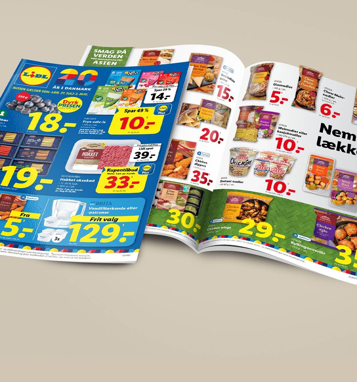 LIDL's tilbudsavise viser forskellige asiatiske retter, kød, snacks og drikkevarer.