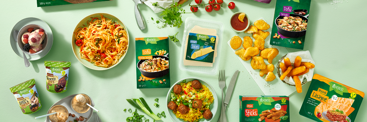 Veganske produkter fra Vemonodo: tofu, ost, nuggets, pasta og is.